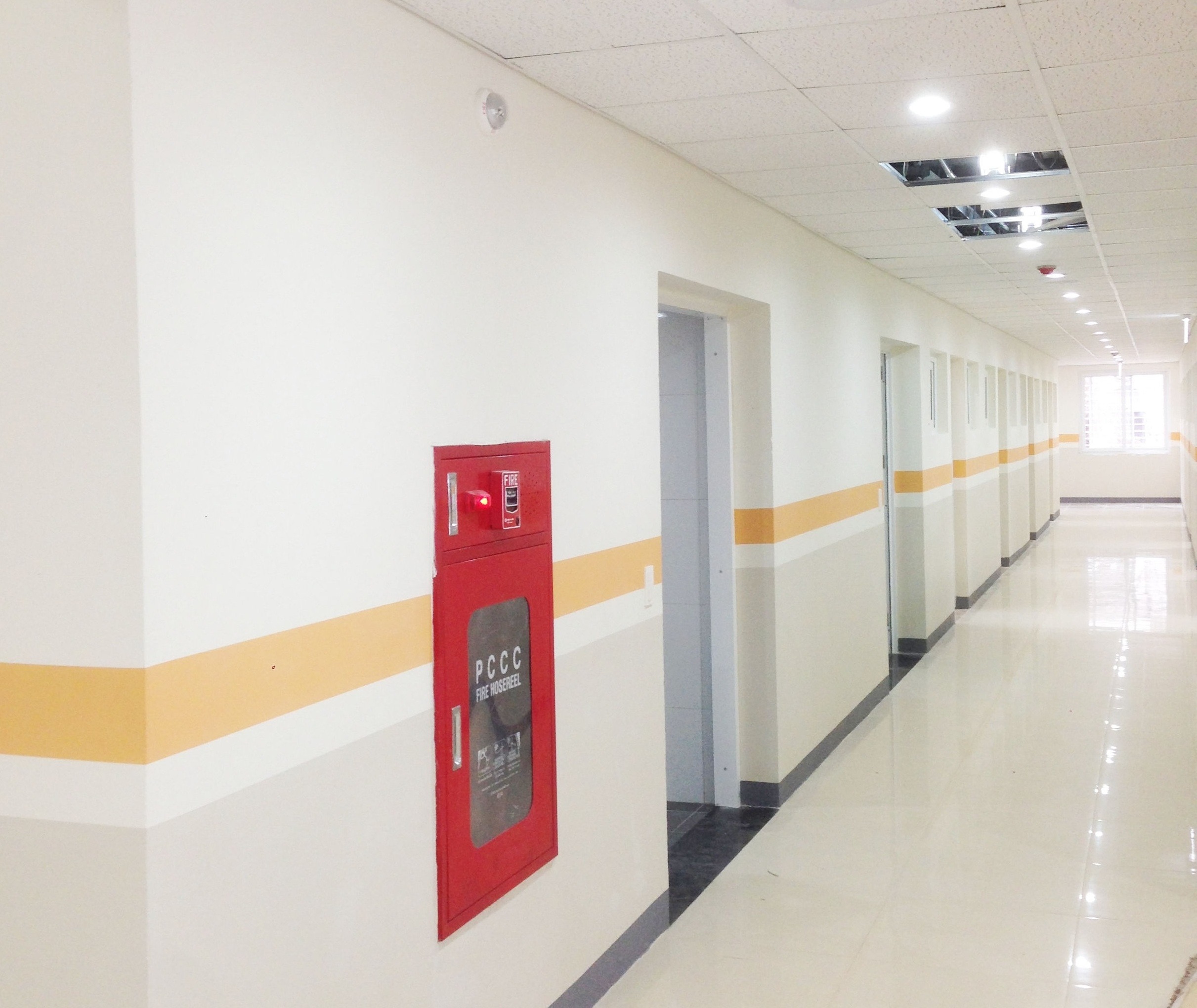 Tủ chữa cháy âm tường Tủ chữa cháy âm tường