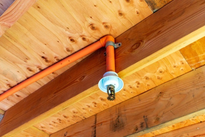 Việc kiểm tra định kỳ đầu phun Sprinkler giúp phát hiện lỗi
