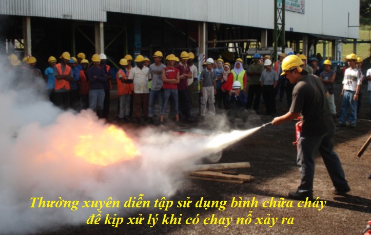Đảm bảo khoảng cách an toàn giúp người dùng không bị ảnh hưởng bởi sức nóng đám cháy