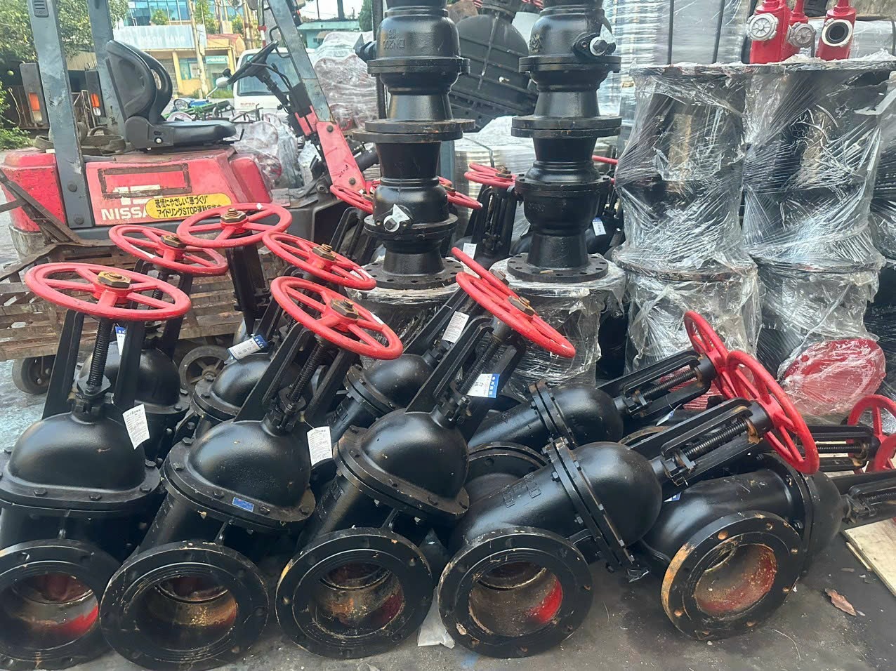 Việc lắp đặt van cổng đúng kỹ thuật giúp đảm bảo hoạt động ổn định và tuổi thọ lâu dài