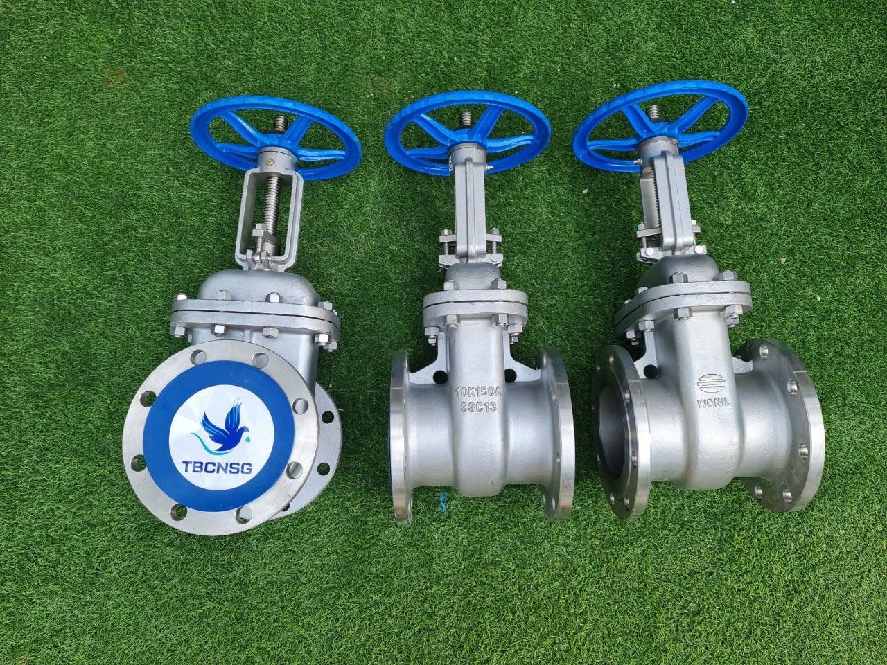Việc xác định đúng lưu chất và điều kiện làm việc là yếu tố đầu tiên khi chọn van công nghiệp