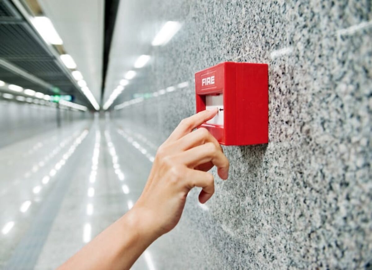 Nút nhấn khẩn Chungmei CM-PB01 được ứng dụng phổ biến trong nhiều công trình lớn nhỏ hiện nay