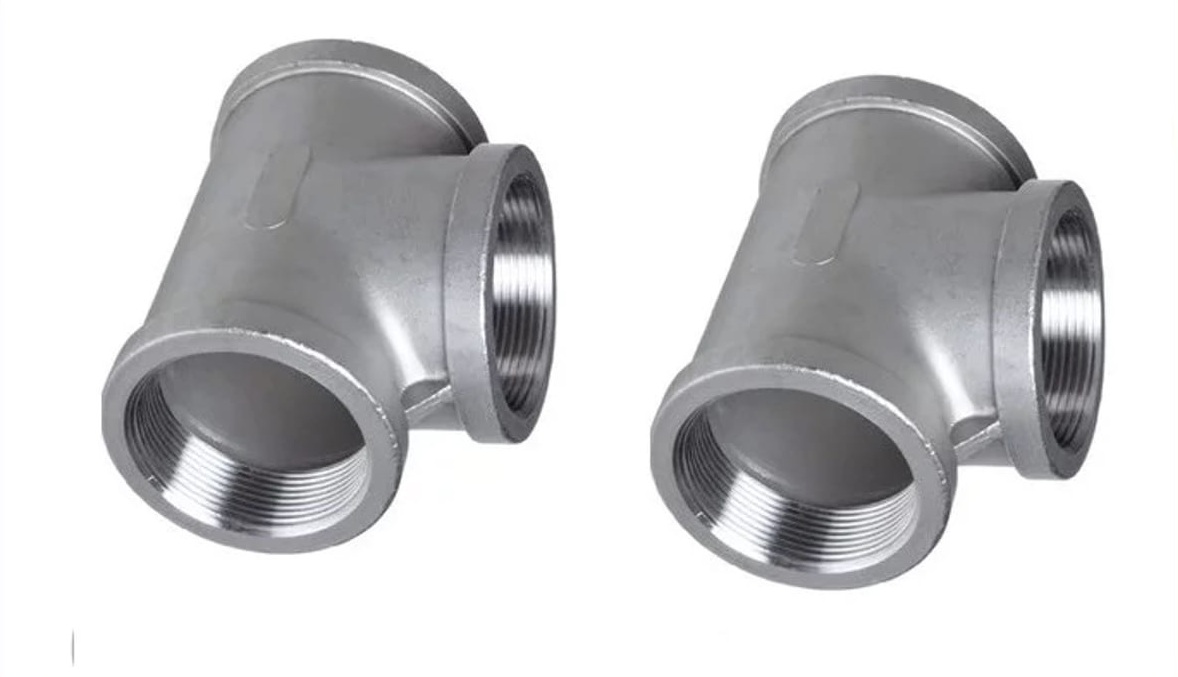 Co tê giúp kết nối các đoạn ống ở những vị trí hẹp một cách dễ dàng và hiệu quả