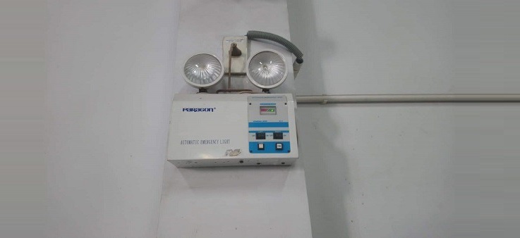 Đèn chiếu sáng sự cố Paragon được nhiều người tin dùng cho công trình nhà xưởng và chung cư