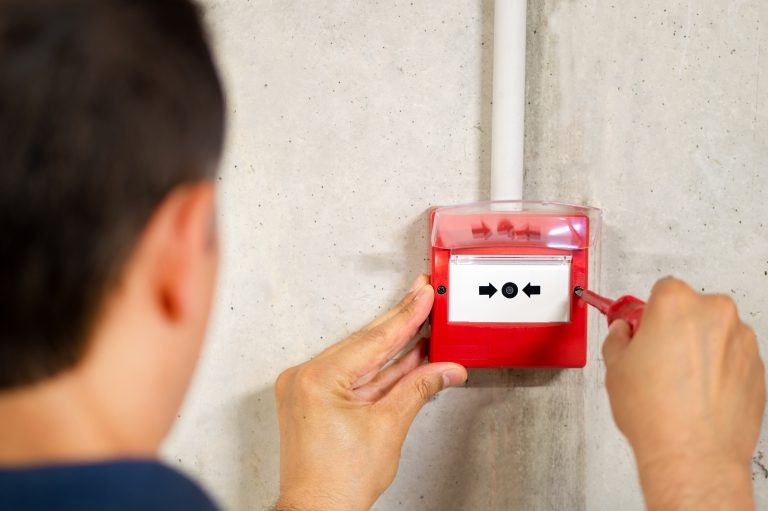 Quy trình lắp đặt thiết bị báo cháy Hochiki cần tuân thủ đúng tiêu chuẩn