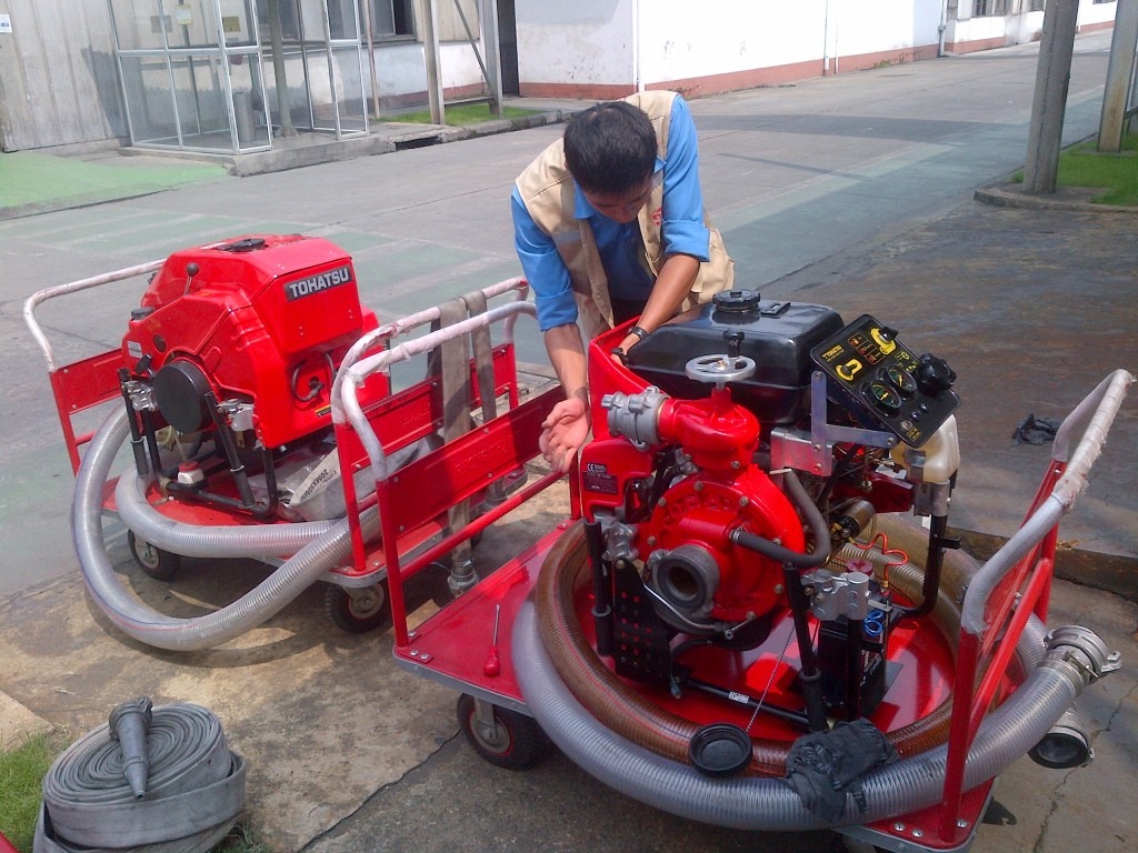 Máy bơm chữa cháy Tohatsu Nhật Bản