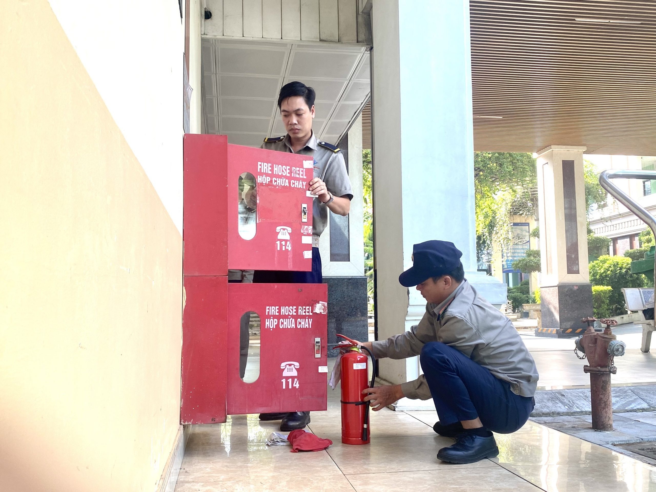Bình chữa cháy sau thời gian sử dụng có thể bị hư hỏng hoặc hết hạn sử dụng nghiêm trọng