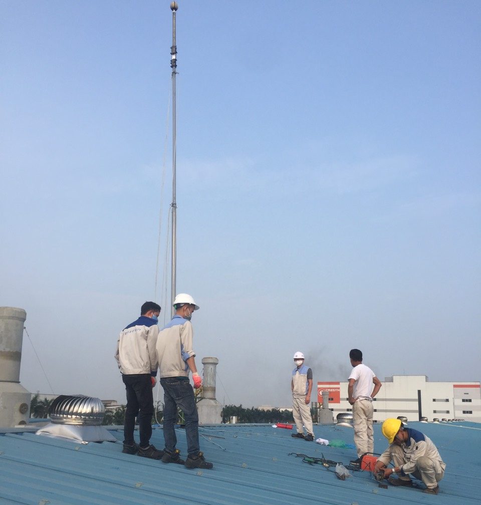 Khi lựa chọn kim thu sét, nên quan tâm đến chứng nhận chất lượng và nguồn gốc sản phẩm rõ ràng
