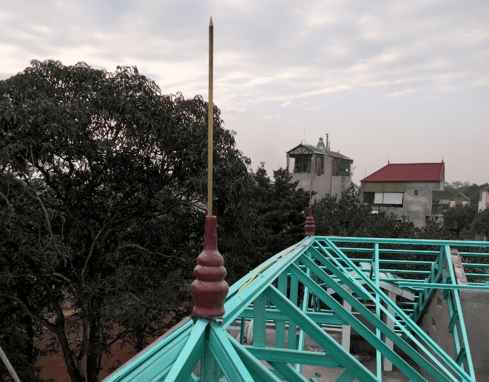 Kim thu sét Franklin là thiết bị cổ điển được ứng dụng rộng rãi trong hệ thống chống sét hiện nay