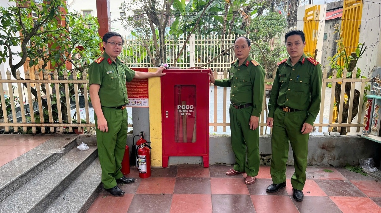 Khi bố trí tủ chữa cháy, cần chú trọng đến vị trí lắp đặt để đảm bảo thuận tiện sử dụng