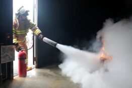 Hướng dẫn sử dụng bình chữa cháy đúng cách cho người mới