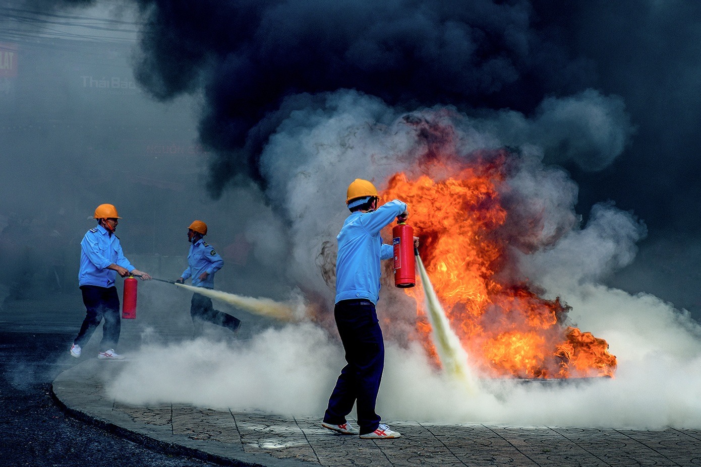 Thiết bị phòng cháy chữa cháy đóng vai trò then chốt trong việc bảo vệ tính mạng và tài sản Thiết bị phòng cháy chữa cháy đóng vai trò then chốt trong việc bảo vệ tính mạng và tài sản