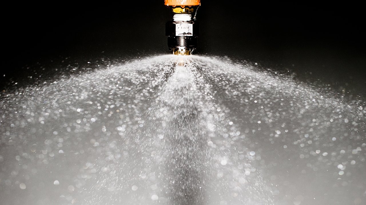 Khoảng cách giữa các đầu phun sprinkler là yếu tố quan trọng