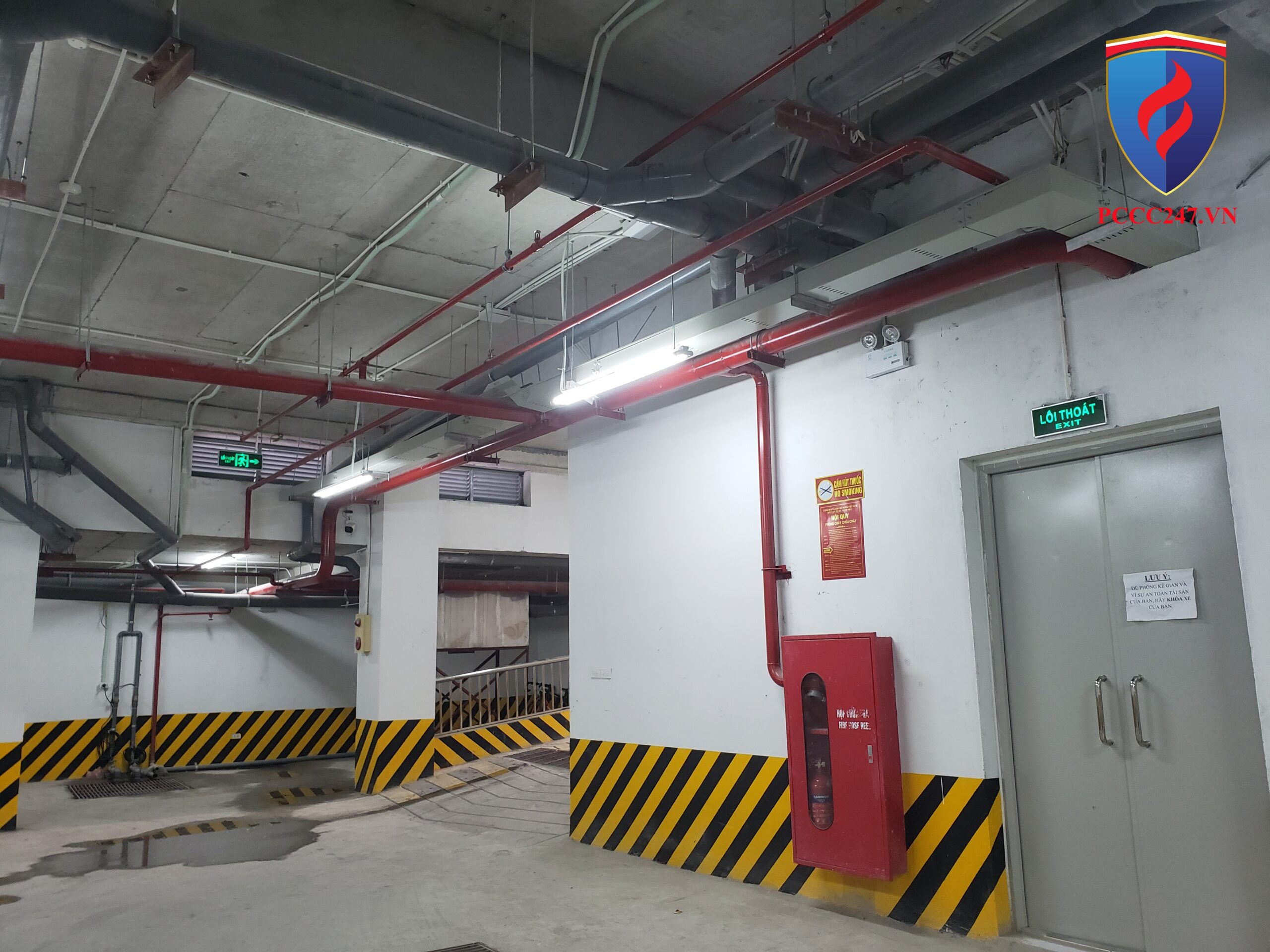 Kích thước tổng thể 500x650x200mm phù hợp lắp đặt nhiều vị trí trong công trình hiện đại