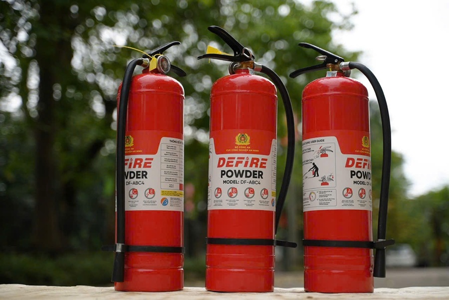 Bình chữa cháy Bộ Công An giúp xử lý cháy hiệu quả trong thời gian ngắn.