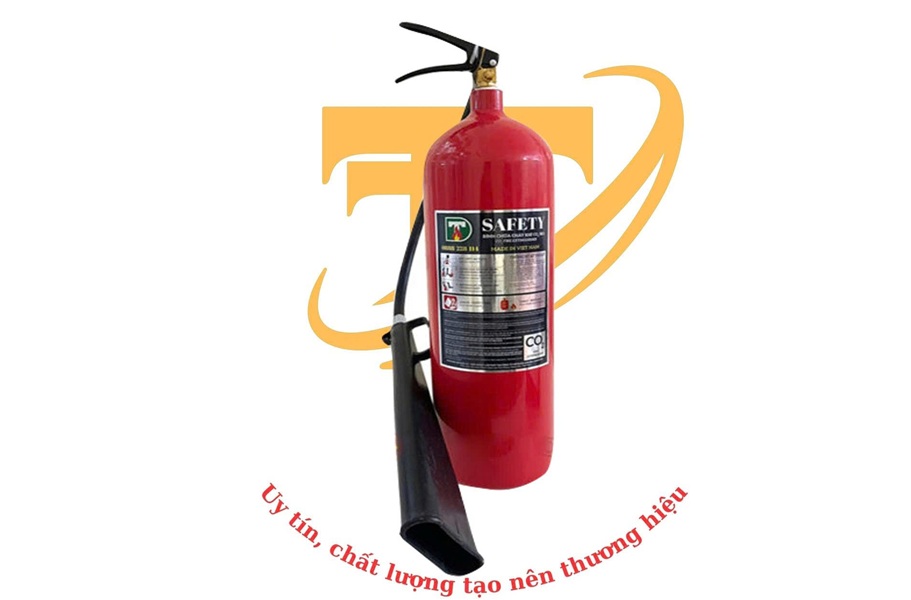 Bình CO2 thường có giá cao hơn bình bột cùng dung tích.