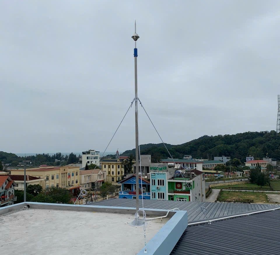 Trong các giải pháp chống sét hiện đại, kim thu sét điện tử được quan tâm