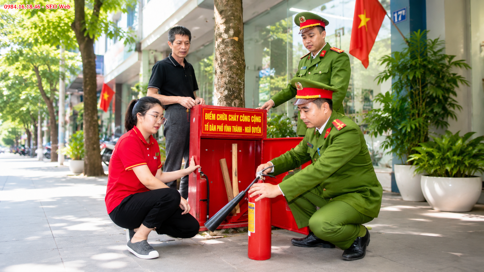 Bình chữa cháy mini có kích thước nhỏ gọn, dễ cầm nắm và sử dụng linh hoạt